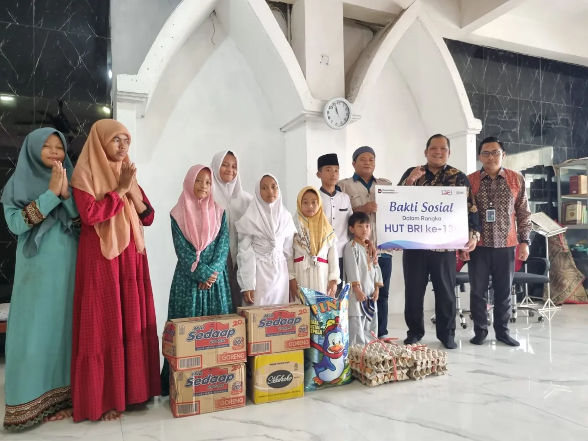 BRI Gelar Aksi Sosial di Panti Asuhan Himmatun Ayat untuk Rayakan HUT ke-130