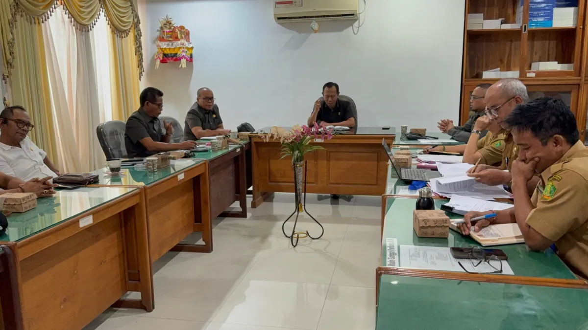 Raker Komisi I DPRD Jembrana Bahas Dana Desa dan Persiapan Pilkel 2027
