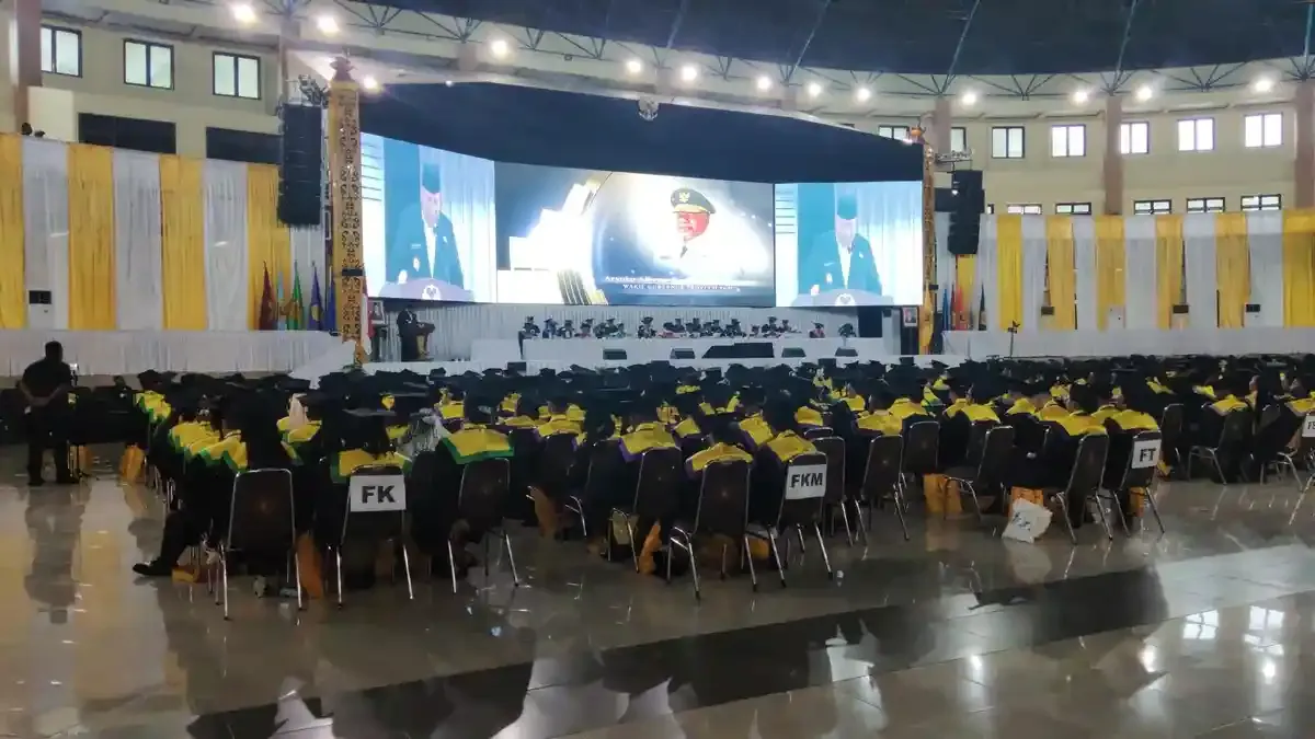 Wagub Papua Dorong Wisudawan Uncen Jadi Pencipta Lapangan Kerja