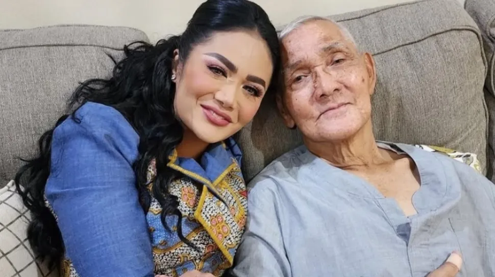 Kris Dayanti Kenang Hubungan Dekat dengan Try Sutrisno di Tengah Duka