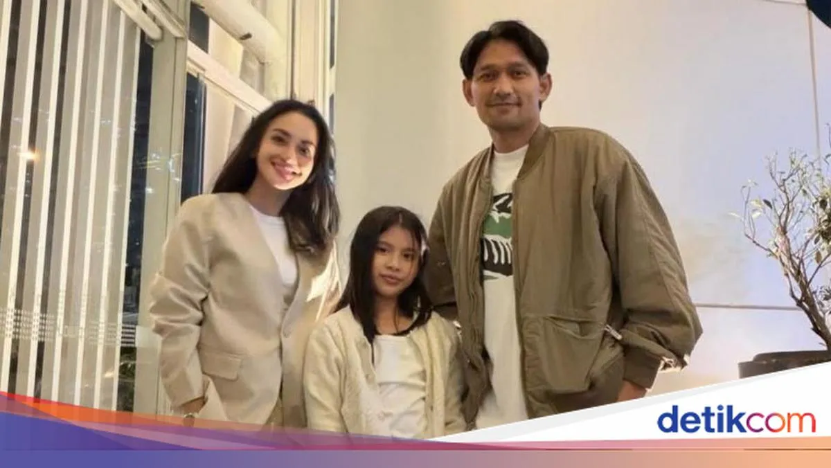 Inspirasi Berjualan Takjil dari Putri Bungsu Ririn Ekawati