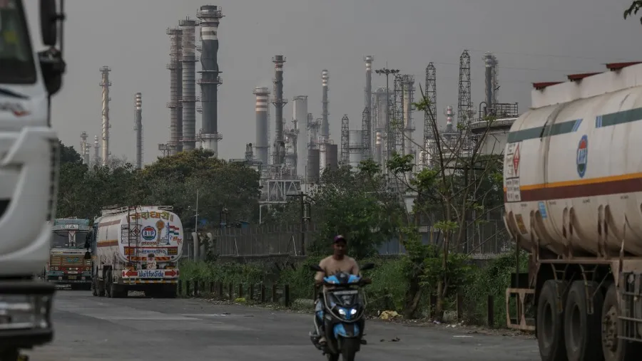 India Minimalkan Pembelian Minyak Rusia Pasca Putusan MA AS