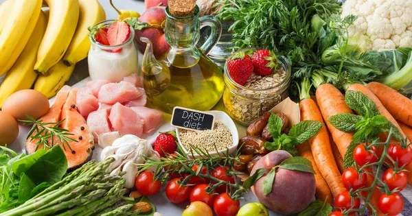 Pola Makan Sehat Jantung Dukung Kesehatan Otak di Usia Lanjut