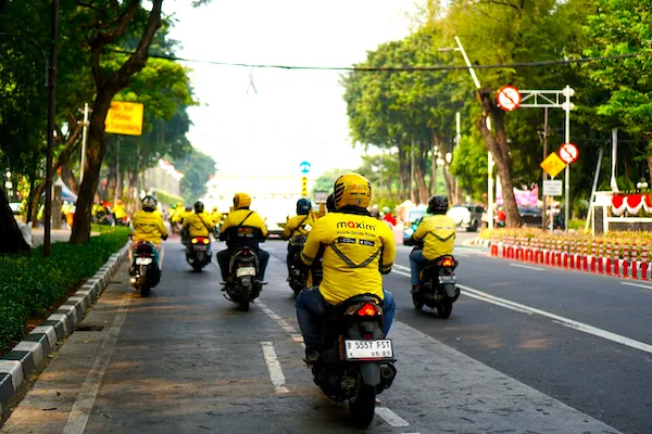 Maxim Ungkap Tren Penggunaan Transportasi Online di 400 Kota Indonesia 2025