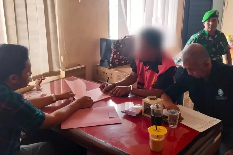 Kejaksaan Hentikan Kasus Guru Honorer Probolinggo Setelah Ganti Rugi
