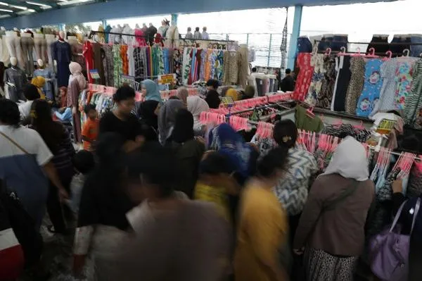 Pemkot Jakpus Kerahkan 100 Personel Amankan Pasar Tanah Abang