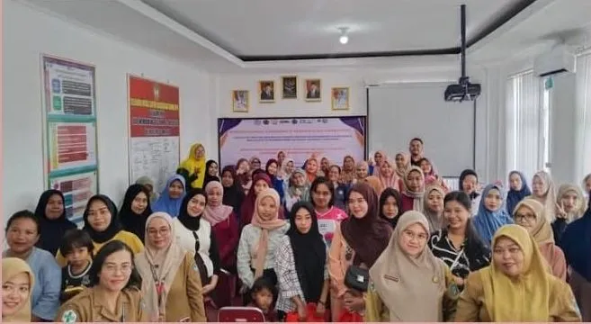 Unismuh Makassar dan ADDU Gelar Edukasi Kesehatan Mental untuk Ibu Hamil