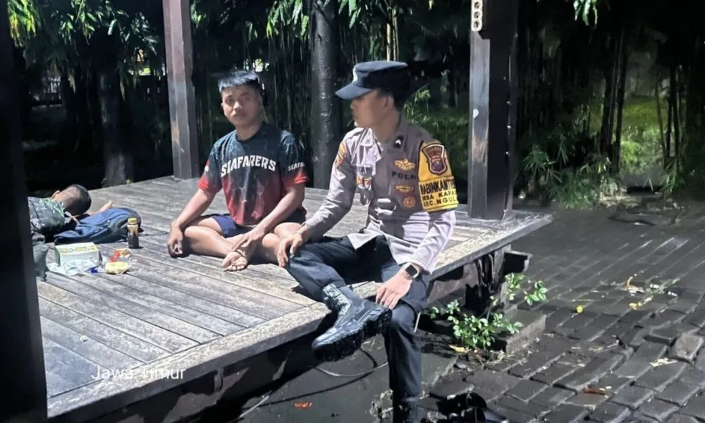 Bhabinkamtibmas Kapasan Perkuat Hubungan dengan Masyarakat Melalui Kegiatan Sambang