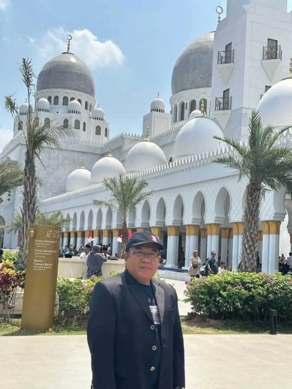 Fenomena Buka Bersama Pejabat: Antara Tradisi dan Strategi Jaringan