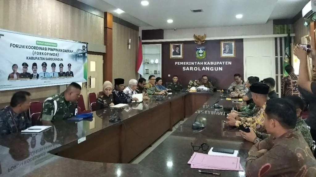 Bupati Sarolangun Pimpin Rapat Forkopimda Bahas Isu Pertambangan dan Suku Anak Dalam