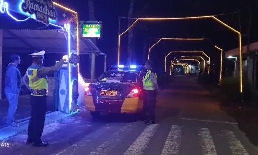 Polsek Srandakan Lakukan Patroli Subuh untuk Tingkatkan Kamtibmas