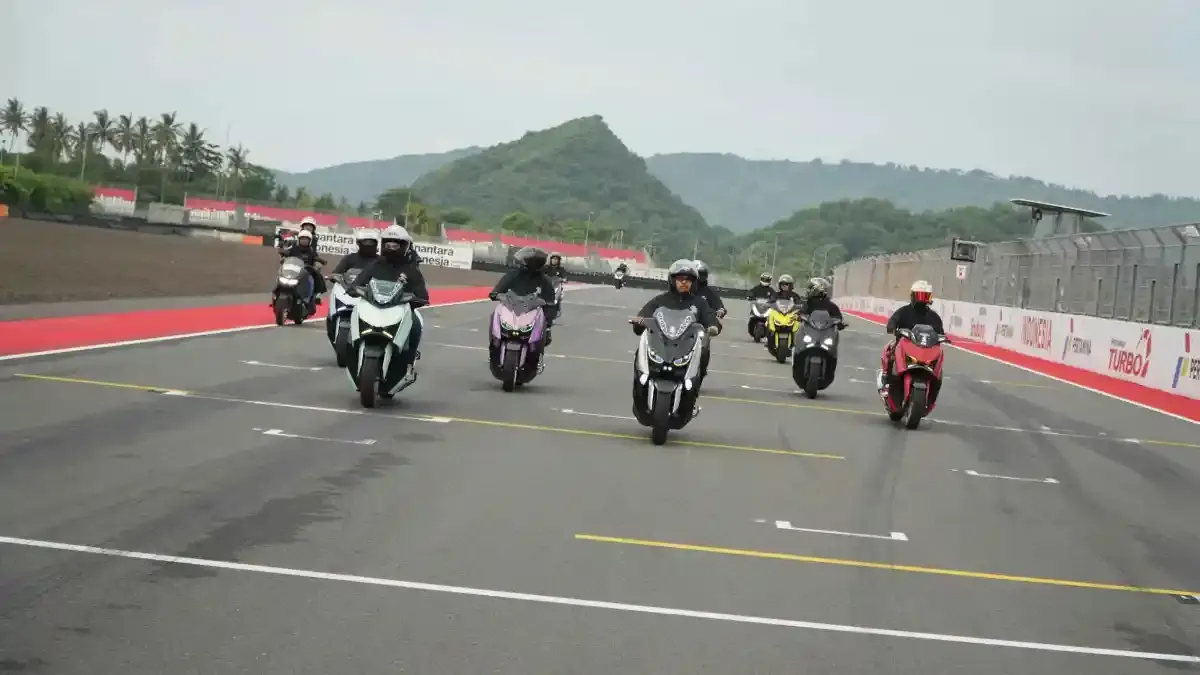 Komunitas Stancemax Semarang Touring dan Jajal Sirkuit Mandalika