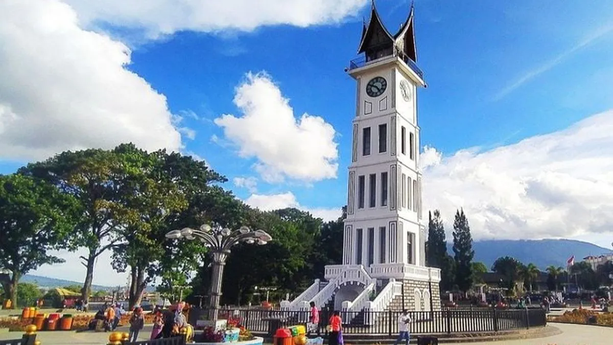 Persiapan Meriahkan 100 Tahun Jam Gadang di Bukittinggi