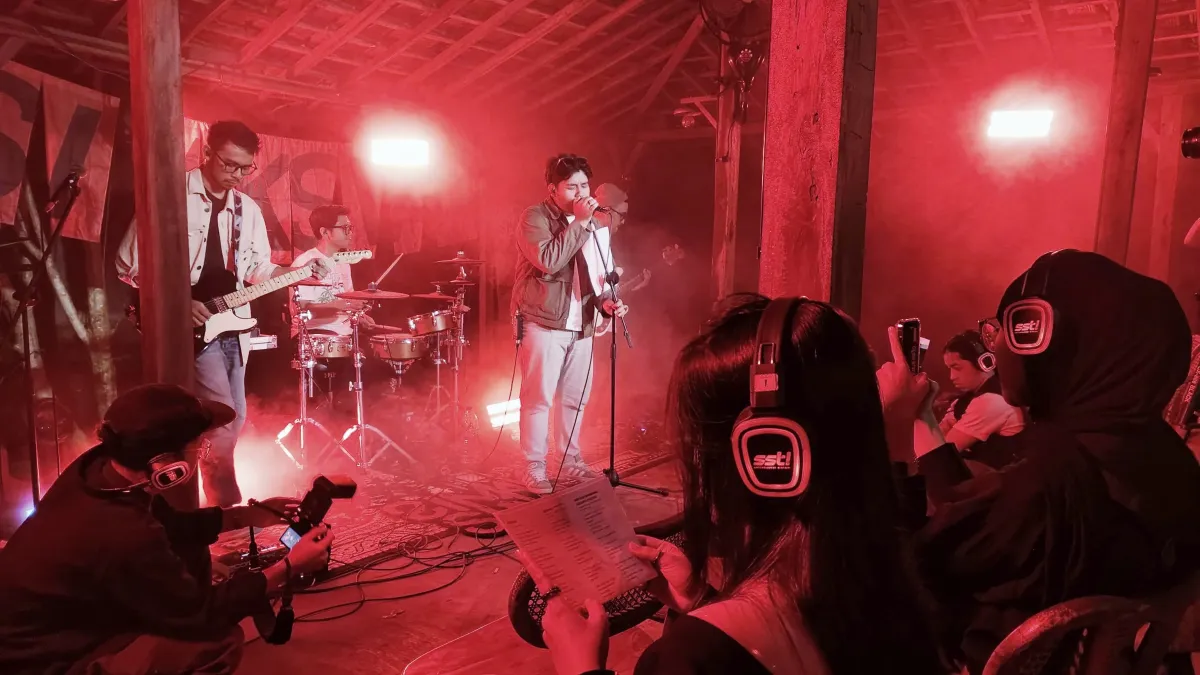 Simak Sahur: Konser Silent Gigs Unik di Sleman