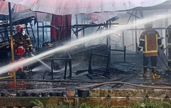 Kebakaran di Pusat Kuliner Palangka Raya, Kerugian Capai Rp 80 Juta
