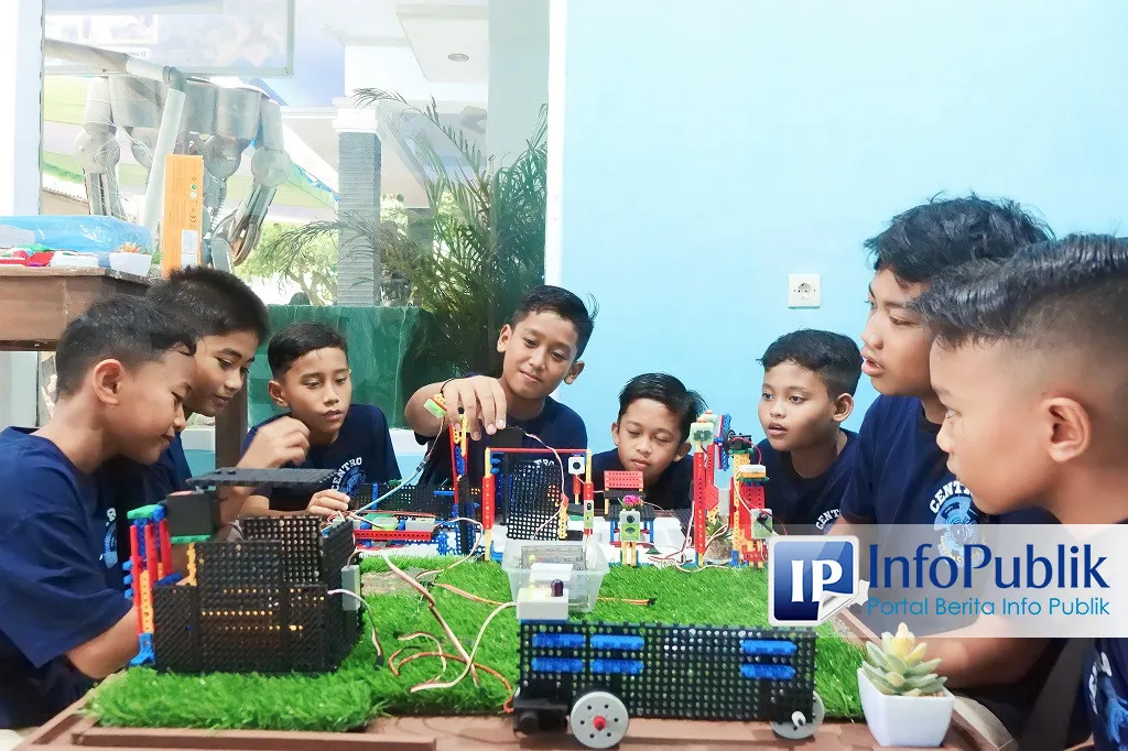 Perpustakaan Lumajang Jadi Pusat Pembelajaran Teknologi bagi Generasi Muda