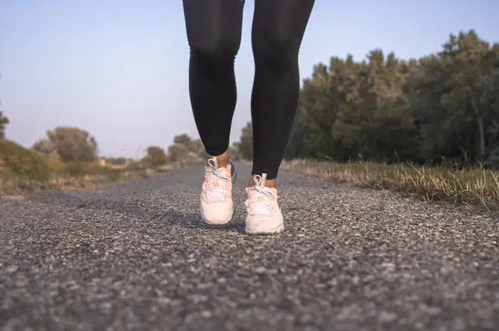 Manfaat Jalan Kaki 45 Menit Sehari untuk Keseimbangan Hidup