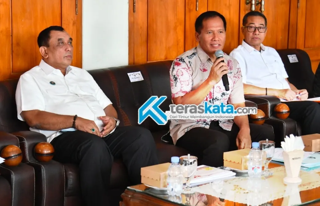 BGN Tinjau Kesiapan Program MBG di Tulungagung, Fokus pada SLHS