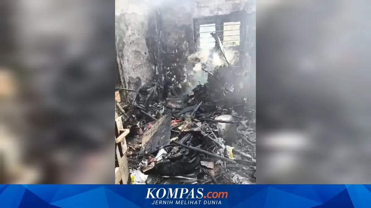 Kebakaran Rumah di Cirebon Dipicu Petasan, Dua Motor Hangus Terbakar