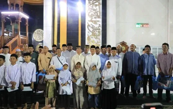 Mendagri Serahkan Bantuan dan Buka Puasa Bersama Anak Yatim di Lhokseumawe