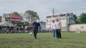Kapolres Jombang Resmikan Turnamen Mini Football di Tambakberas