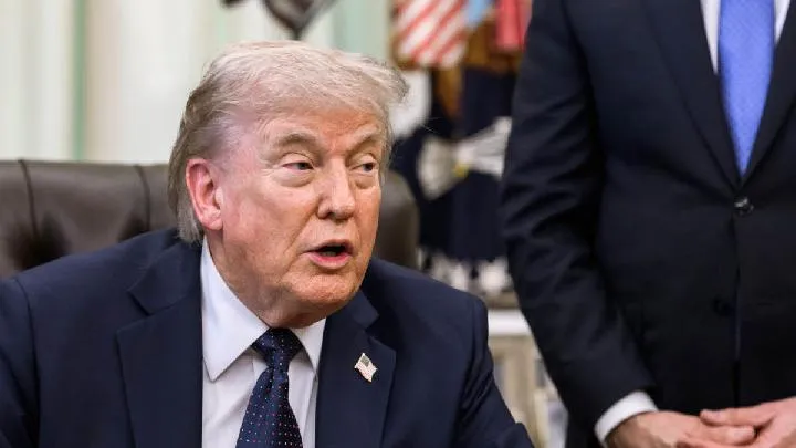 Donald Trump Dievakuasi Setelah Penembakan di Acara Jamuan Makan Malam