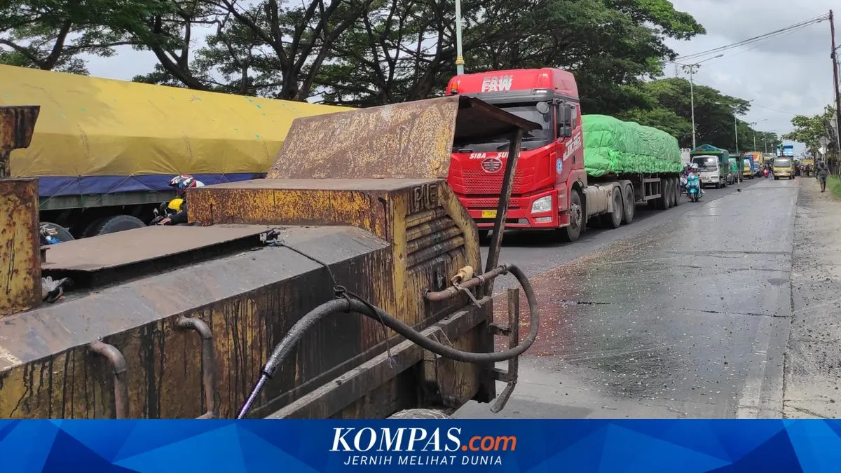 Jalur Semarang–Grobogan Terputus Total Akibat Banjir, Antrean Kendaraan Capai 5 Kilometer