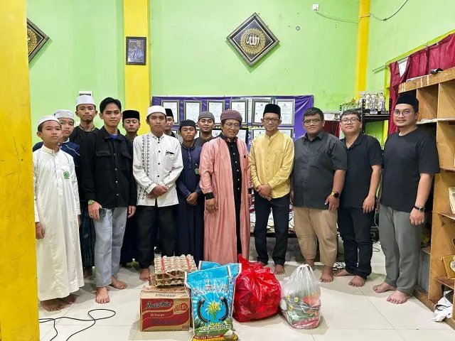 PWI Bontang Salurkan Sembako untuk Anak Panti di Bulan Ramadan