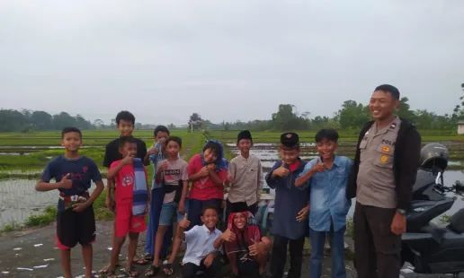 Bhabinkamtibmas Palbapang Patroli Subuh Jaga Keamanan dan Cegah Penggunaan Mercon