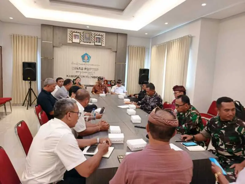 Rapat Pemetaan Daerah Rawan Konflik Sosial Di Klungkung Perkuat Sinergi TNI-Polri