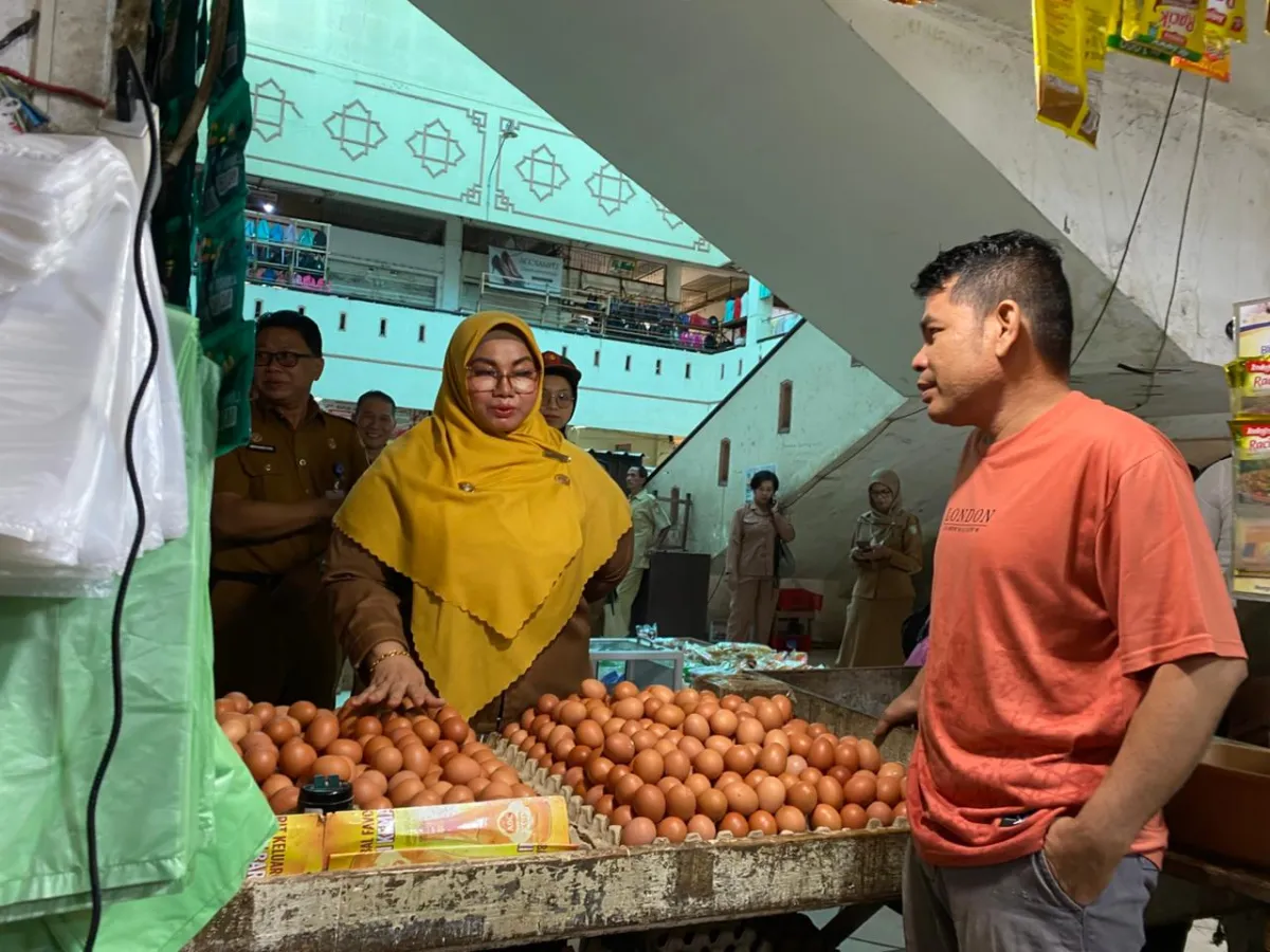 Cuaca Buruk Sebabkan Kelangkaan Komoditas di Sampit