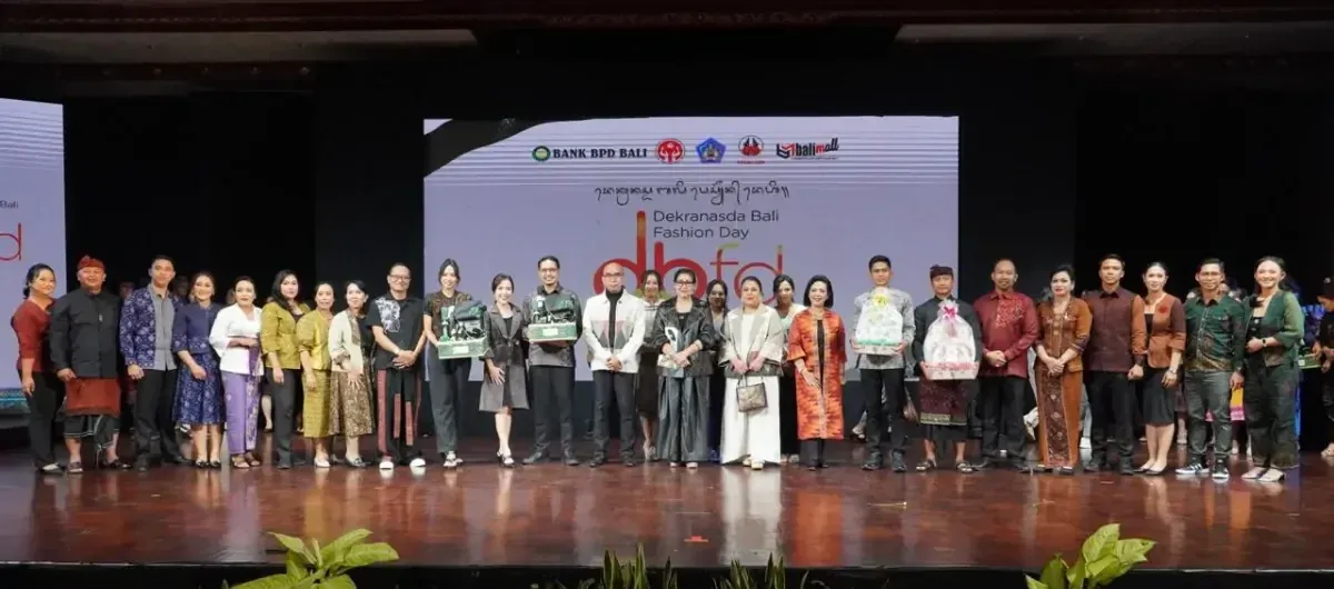 Dekranasda Bali Fashion Day: Penguatan Ekosistem Industri Sandang Lokal