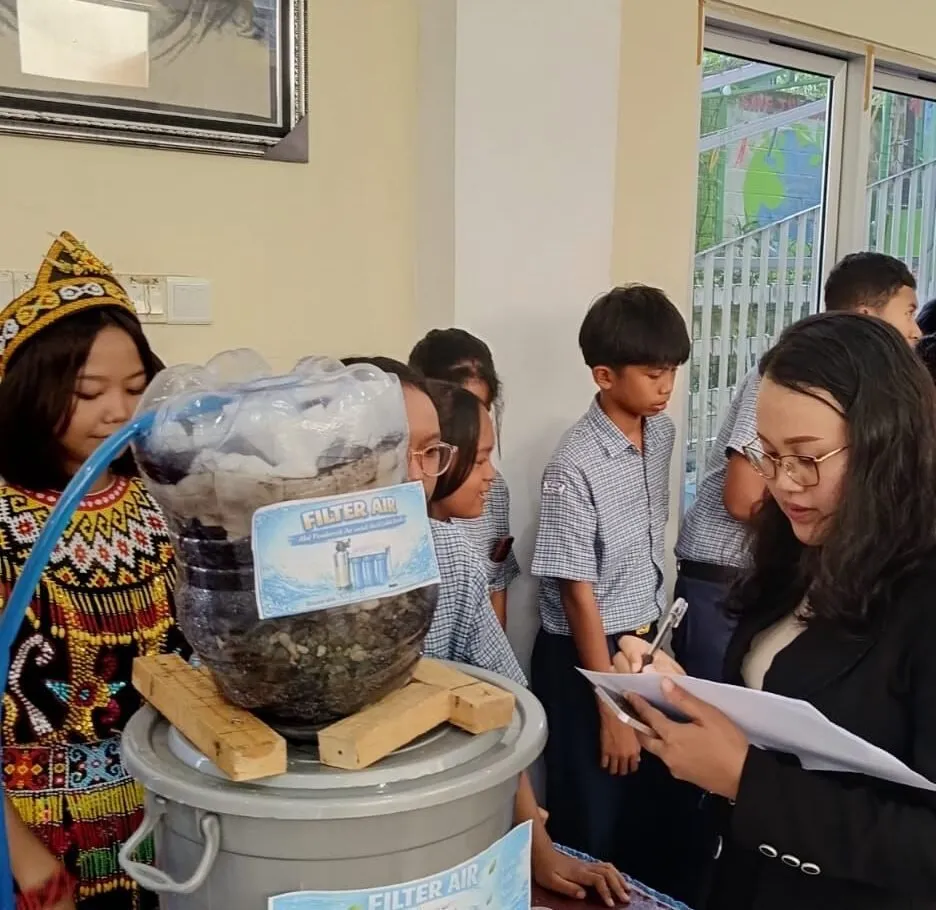 Inovasi Lingkungan Siswa SMP Katolik Yos Soedarso Dalam Program Sekolah Energi Berdikari
