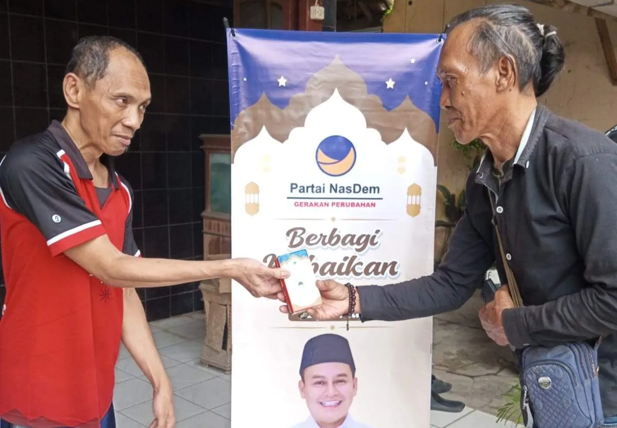Ujang Bey Gelar Takjil Gratis untuk Masyarakat Majalengka di Bulan Ramadan
