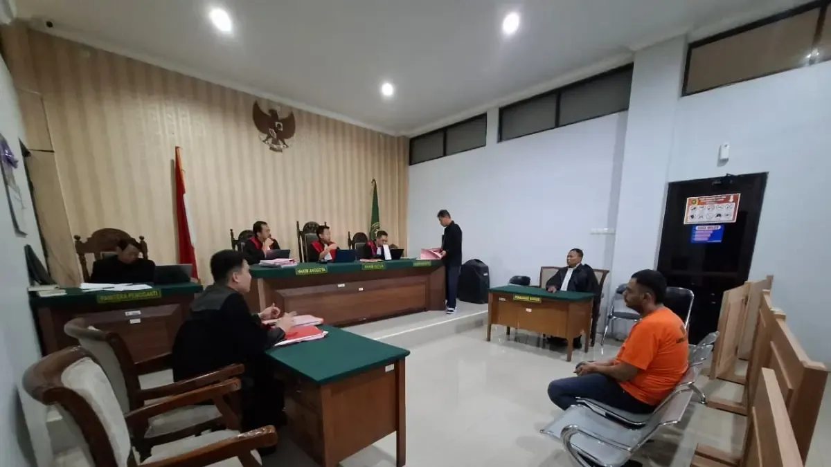 Tahanan Narkoba di Lapas Madiun Dituntut 10 Tahun Penjara karena Kendalikan Peredaran Ganja