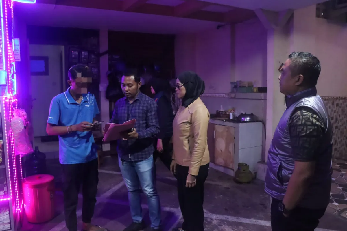Patroli Sat PPA dan Polwan Presisi Jenggala Cegah Tindak Kejahatan di Sidoarjo