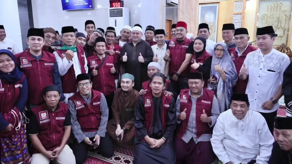 Wali Kota Makassar Perkuat Sinergi Lewat Sholat Subuh Bersama Masyarakat