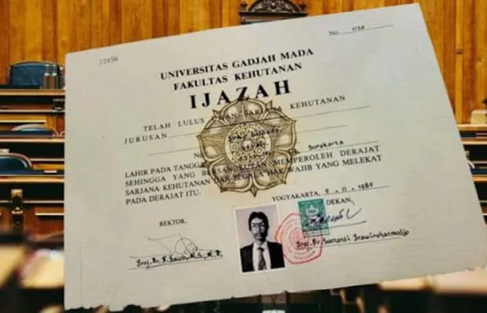 Sidang Gugatan Ijazah Jokowi: Ahli Penggugat Hadir Meski Ada Keberatan