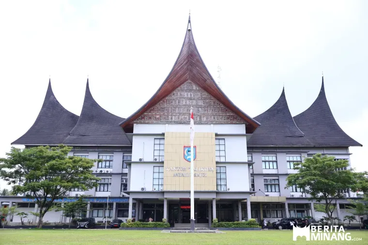 Pemko Payakumbuh Perbaiki Fasilitas Balai Kota demi Pelayanan Publik yang Lebih Baik