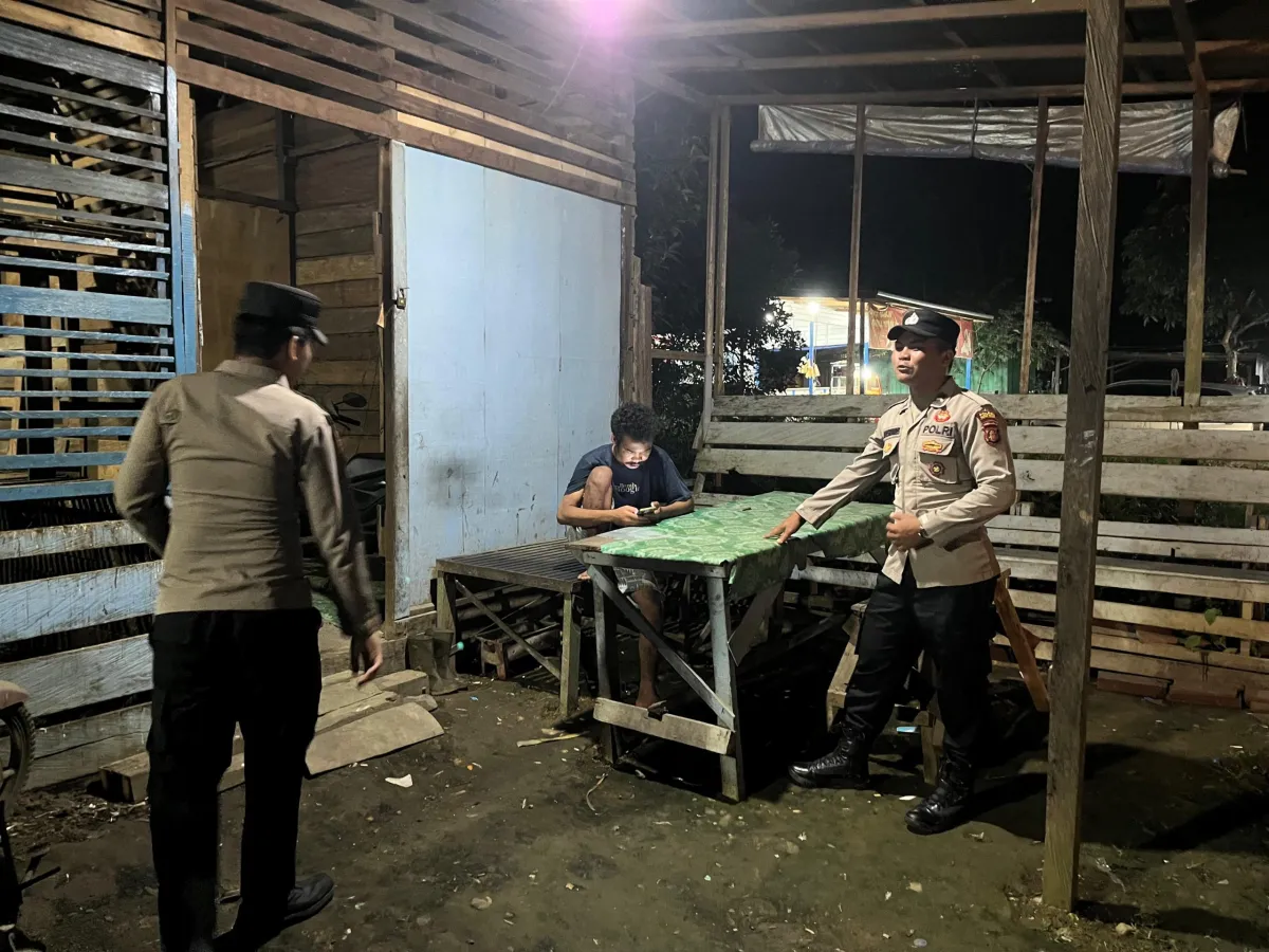 Patroli Dialogis Polsek Muara Wahau Di Desa Nehes Liah Bing