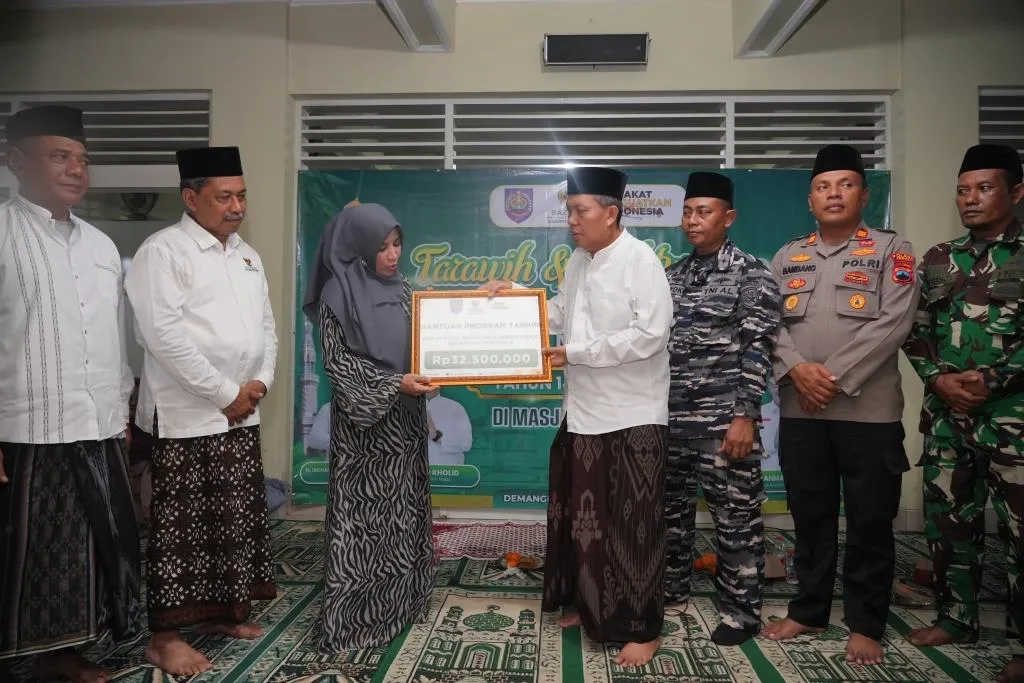 Pemkab Tegal Gelar Tarhim dan Sampaikan Kepedulian kepada Pengungsi Padasari