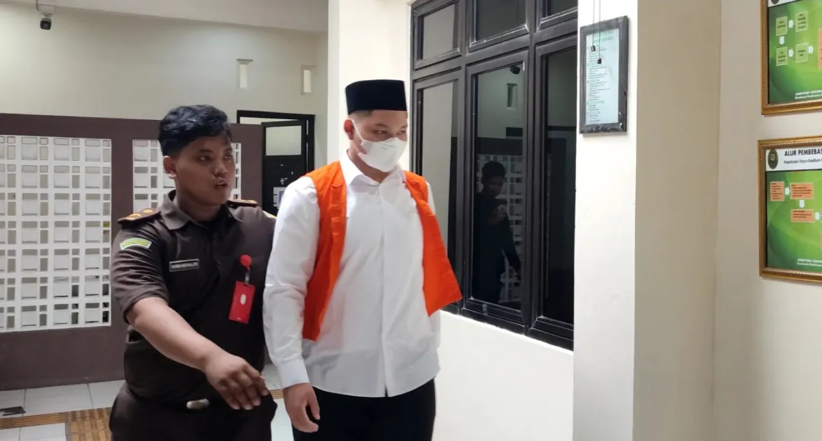 Sidang Chiko Raditya Terkait Konten Pornografi AI Ditunda, PH Korban Desak Hukuman Berat
