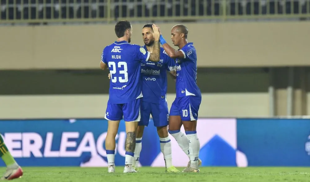Persib Bandung Hadapi Madura United dalam Upaya Pertahankan Puncak Klasemen