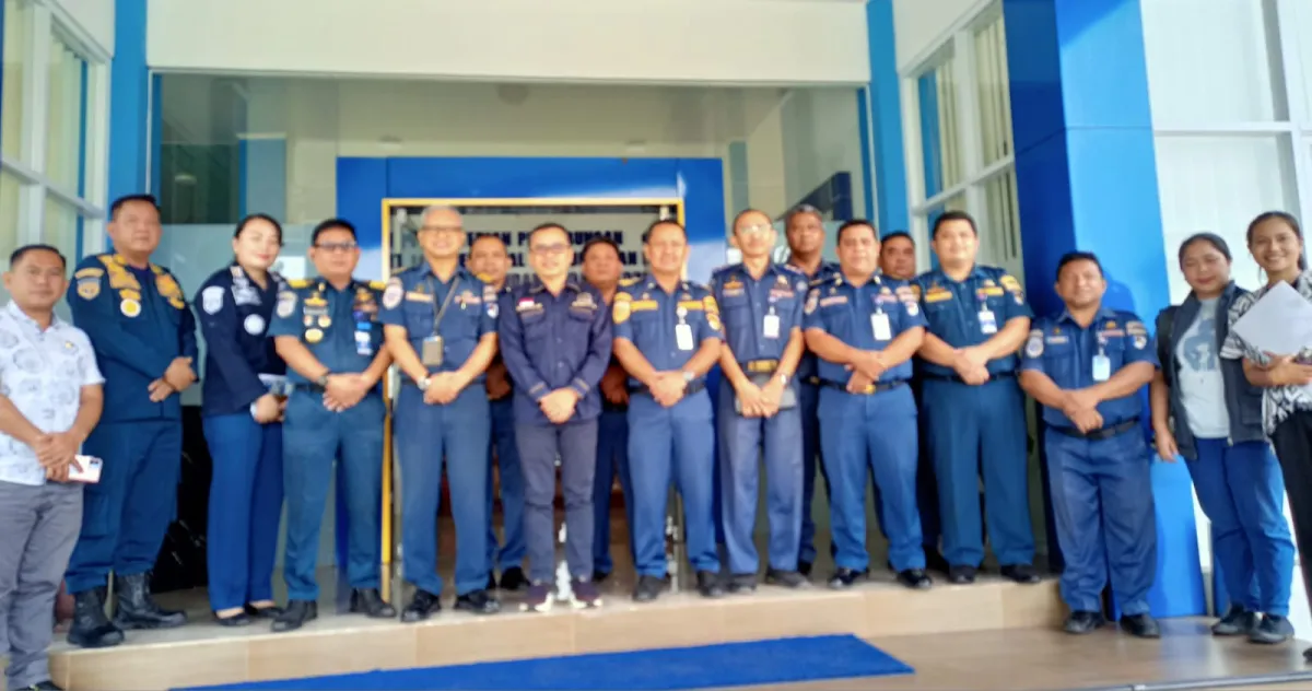 Stefanus BAN Liow Kunjungi PT PELNI dan KSOP Bitung untuk Pengawasan Pelayaran