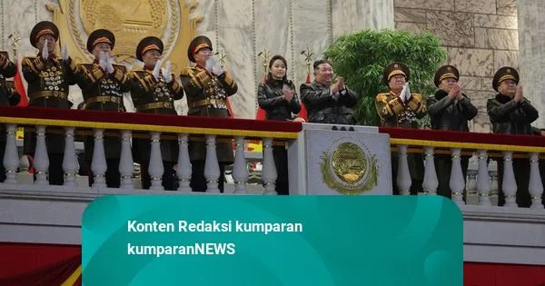 Kim Ju Ae Dampingi Kim Jong-un di Parade Militer Kongres Partai Buruh Korea