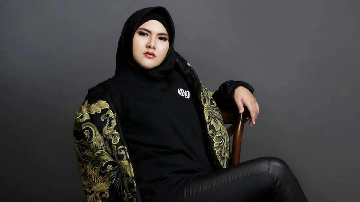 Evelin Nada Anjani Bagikan Foto Mesra Bersama Seorang Pria, Netizen Beri Respons Beragam