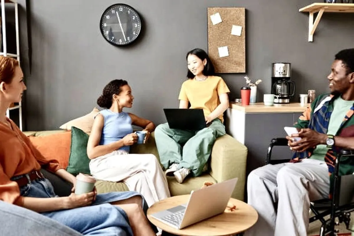 Generasi Z Alihkan Fokus Karier dari Manajemen ke Side Hustle