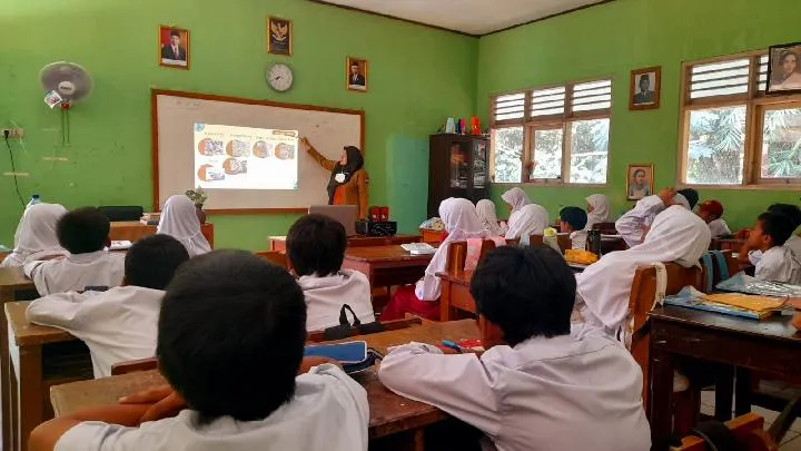 Platform Merdeka Mengajar Tingkatkan Kompetensi Guru di Indonesia