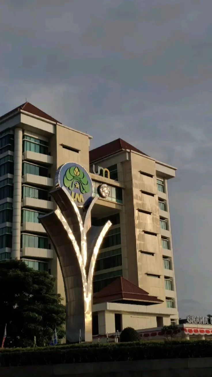 Fakultas Ekonomi dan Bisnis Universitas Negeri Malang Dapatkan Akreditasi Unggul untuk 12 Program Studi