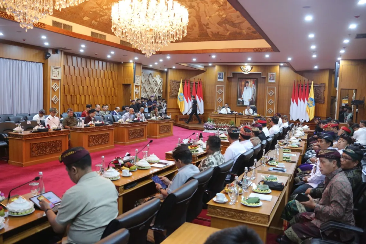 Rapat Koordinasi Digitalisasi Bansos Berbasis AI di Bali